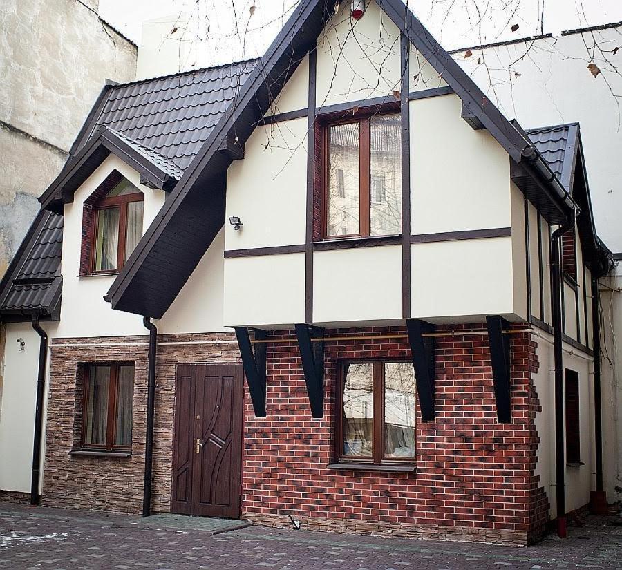 Затишна Оселя В Центрі Львова Lviv Ngoại thất bức ảnh