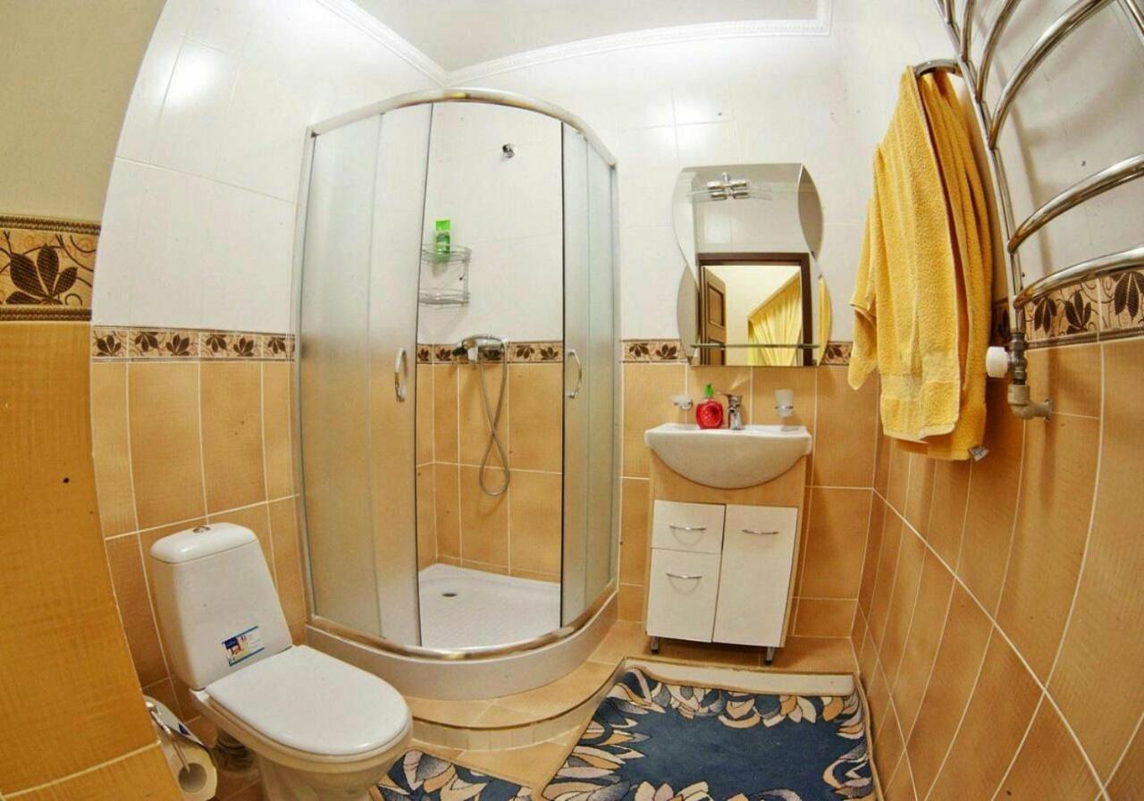 Затишна Оселя В Центрі Львова Lviv Ngoại thất bức ảnh